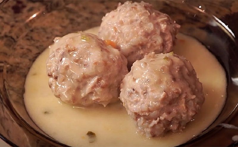 Гречаники в сметанном соусе: как из простого рецепта создать кулинарный шедевр