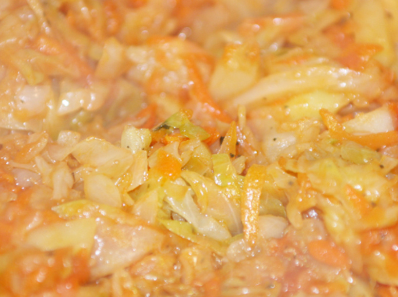 Постный ужин без хлопот: как приготовить вкусное блюдо из капусты и картофеля