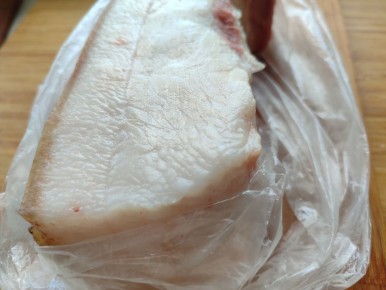 Как правильно засолить сало: секреты от опытного мясника