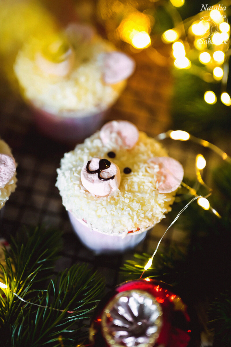 Вдохновение для сладкоежек: капкейки «Мишки» с черничным джемом