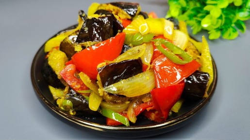 Как сделать баклажаны настоящей звездой вашего стола: оригинальный рецепт от грузинских домохозяек