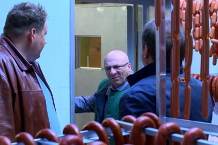 Как правильно хранить колбасу в холодильнике: советы, о которых стоит знать