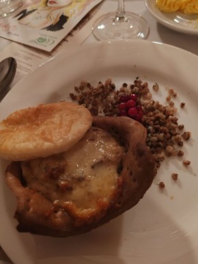 Нежный жюльен с белыми грибами для вашего стола