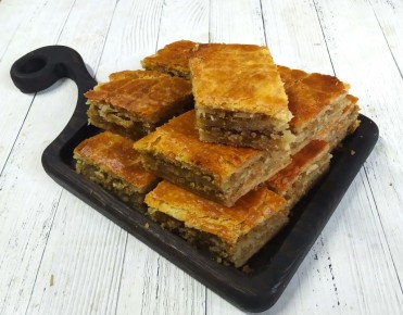 Необычный пирог с мясом на песочном тесте