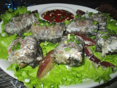 Нежные мясные рулетики с грибами: праздничное угощение, которое удивит всех