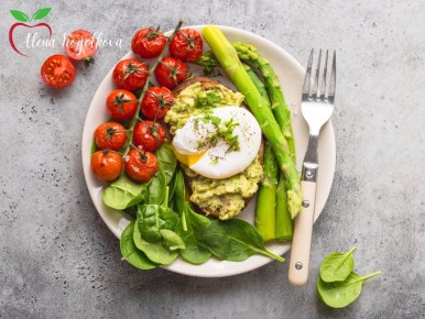 Как питание может улучшить работу мозга: самые полезные продукты и их враги