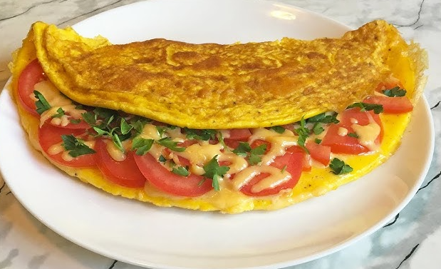 Как воссоздать вкус детства: идеальный омлет по секретам советских кухонь