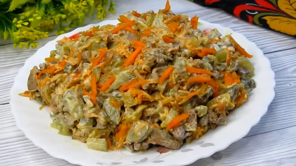 Салат из куриной печени: простой, но невероятно вкусный