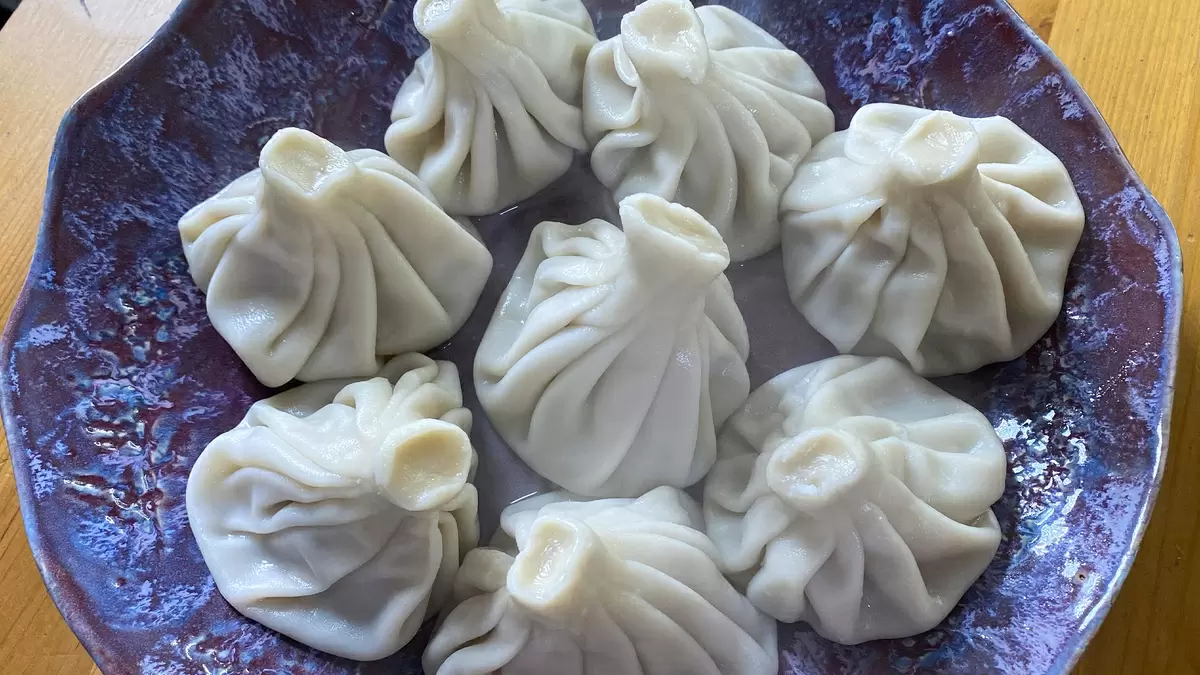 Неповторимые хинкали: классический рецепт грузинского лакомства