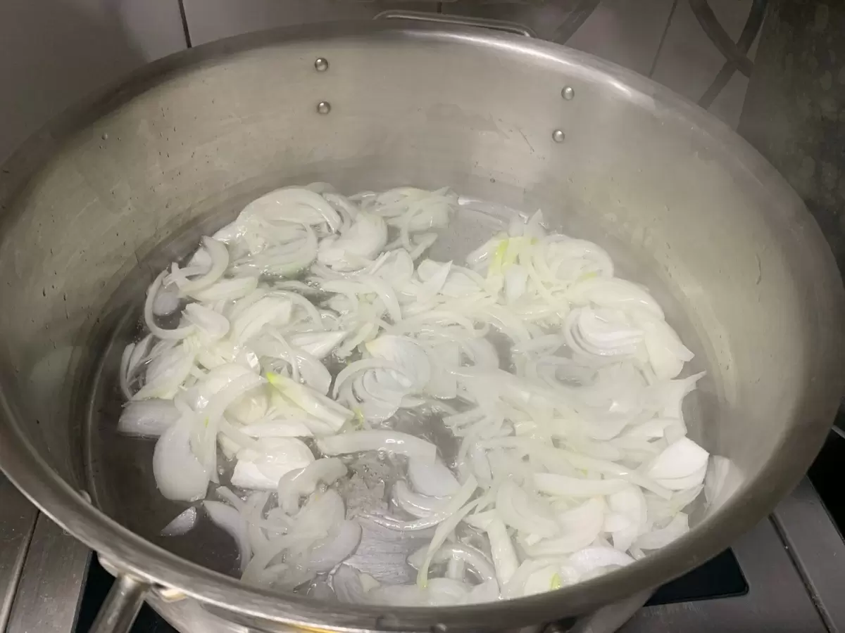 Неожиданная роль сахара в несладких блюдах