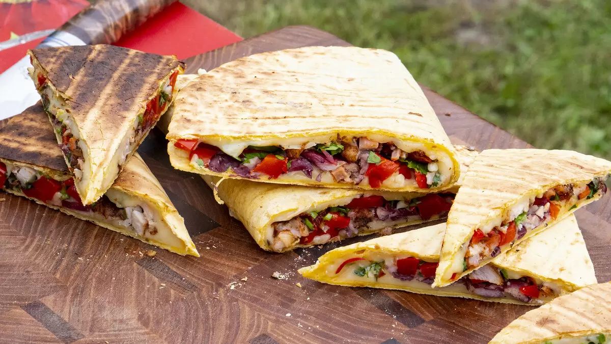 Вкусные кесадильи с сыром за 5 минут, которые понравятся всем