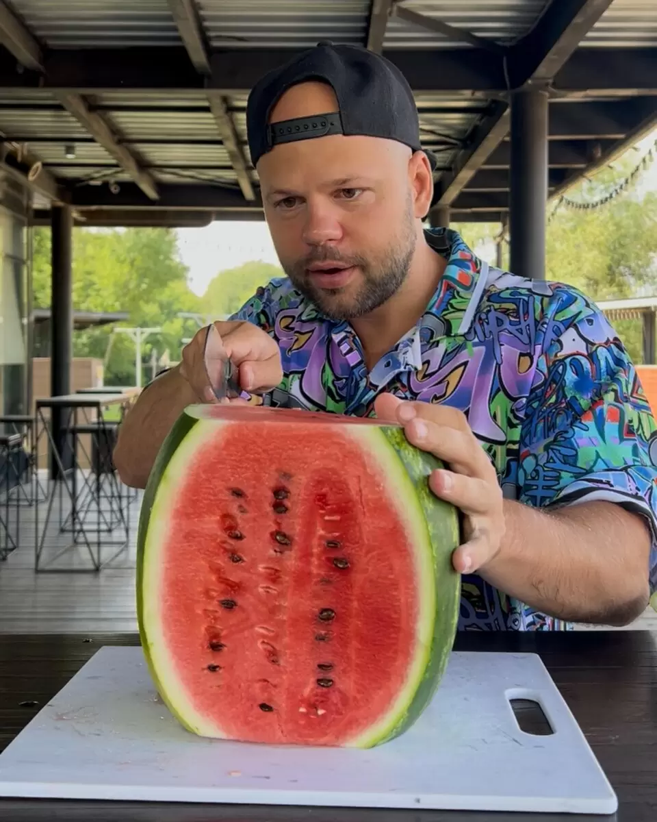 Секреты выбора спелого арбуза: как не попасться на удочку продавцов