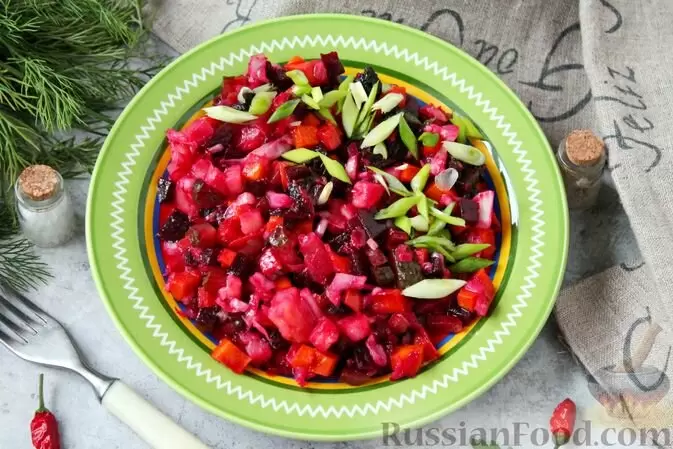 Необычные рецепты винегрета: как добавить изюминку в привычное блюдо