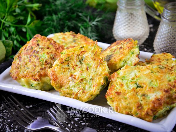 Нежные оладьи из кабачков и куриного филе: идеальный рецепт для всей семьи