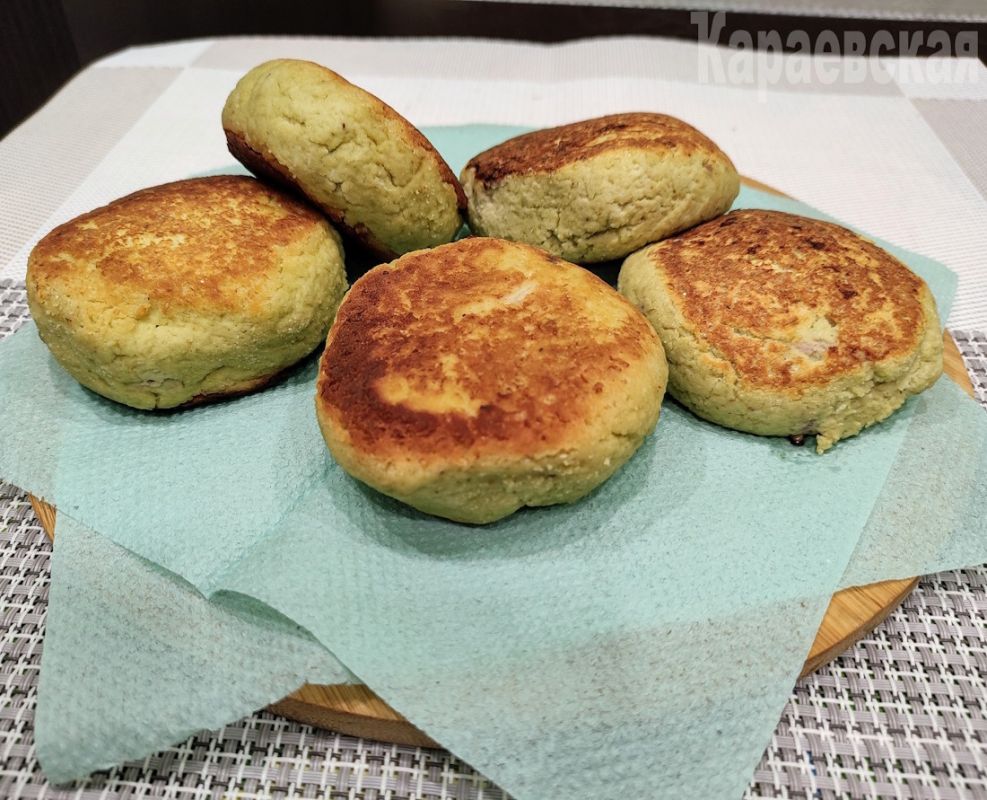 Кето-сырники с мясом: новое прочтение классического блюда