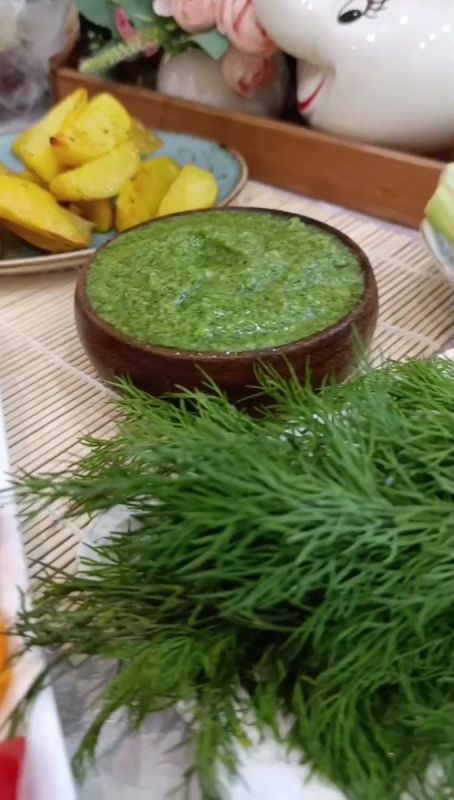 Зелёный соус: вкусовая палитра лета
