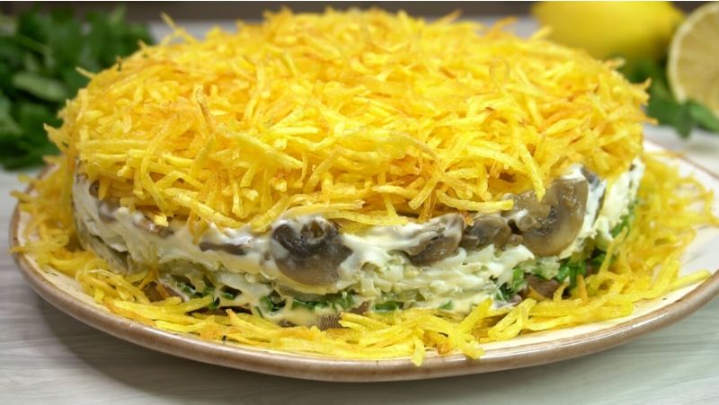 Салат «Солнышко»: Вдохновение для праздничной трапезы