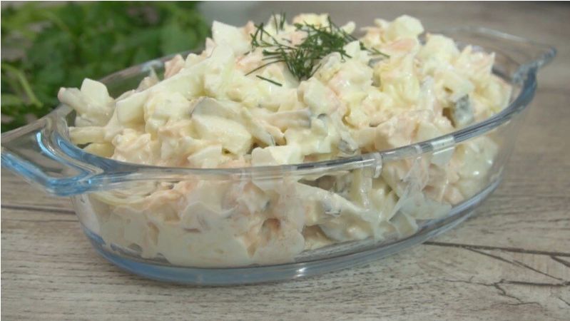 Салат 'Мозаика': простой рецепт с ярким вкусом для любого праздника